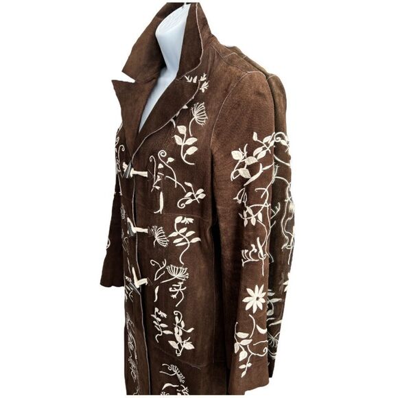 ARDEN B Brown Suede Leather Whit Ivory Embroidery 3-Toggle Closure Coat Sz XS - Picture 4 of 8